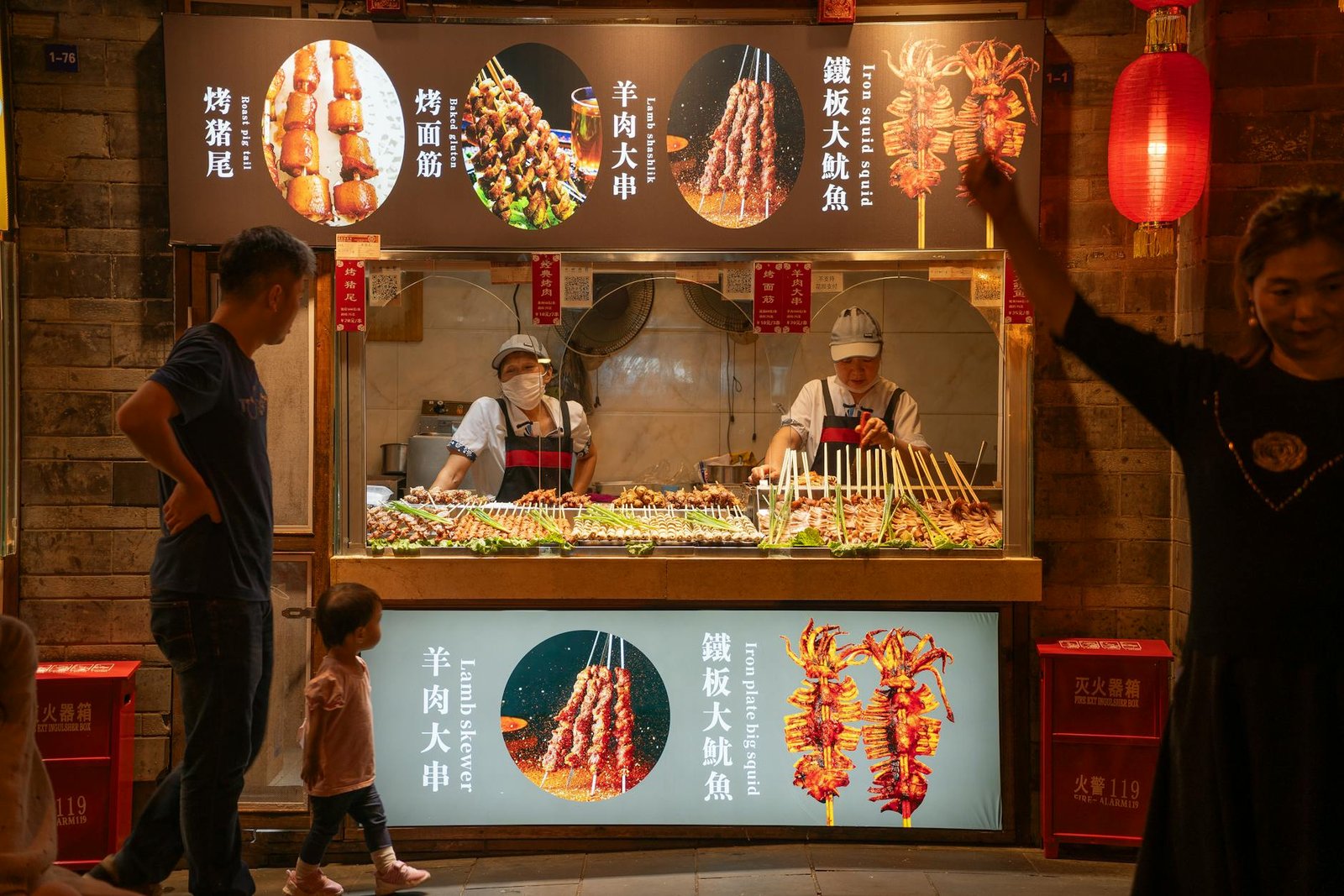 Chengdu food tour – local dishes and street food in China