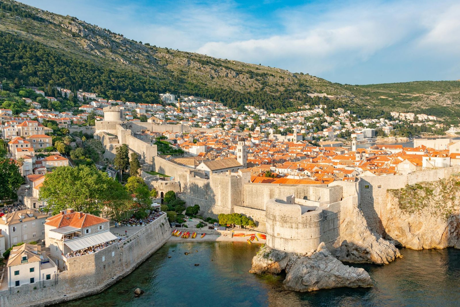 Dubrovnik food tour – local dishes and street food in Croatia