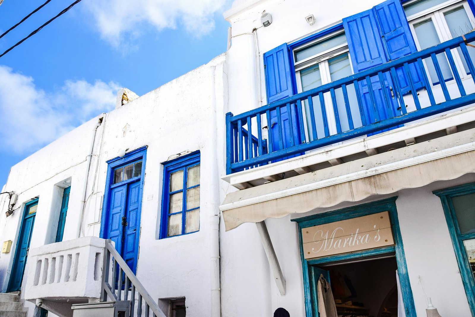 Mykonos food tour – local dishes and street food in Greece