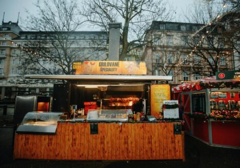 Prague food tour – local dishes and street food in Czech Republic