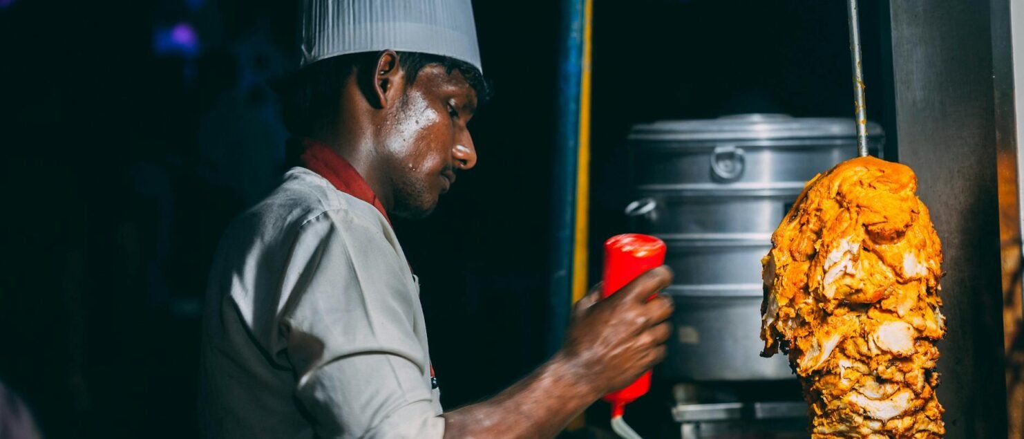 Budget Food Travel Guide 2026: Eat Like a King for Under €20/Day
