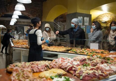 Genoa Food Tour Guide 2026: Where to Eat Like a Local