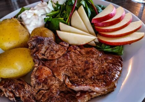 Akureyri Food Tour Guide 2026: Where to Eat Like a Local