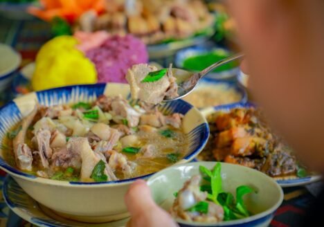 Sa Pa Food Tour Guide 2026: Mountain Markets, Thang Co & Highland Kitchens